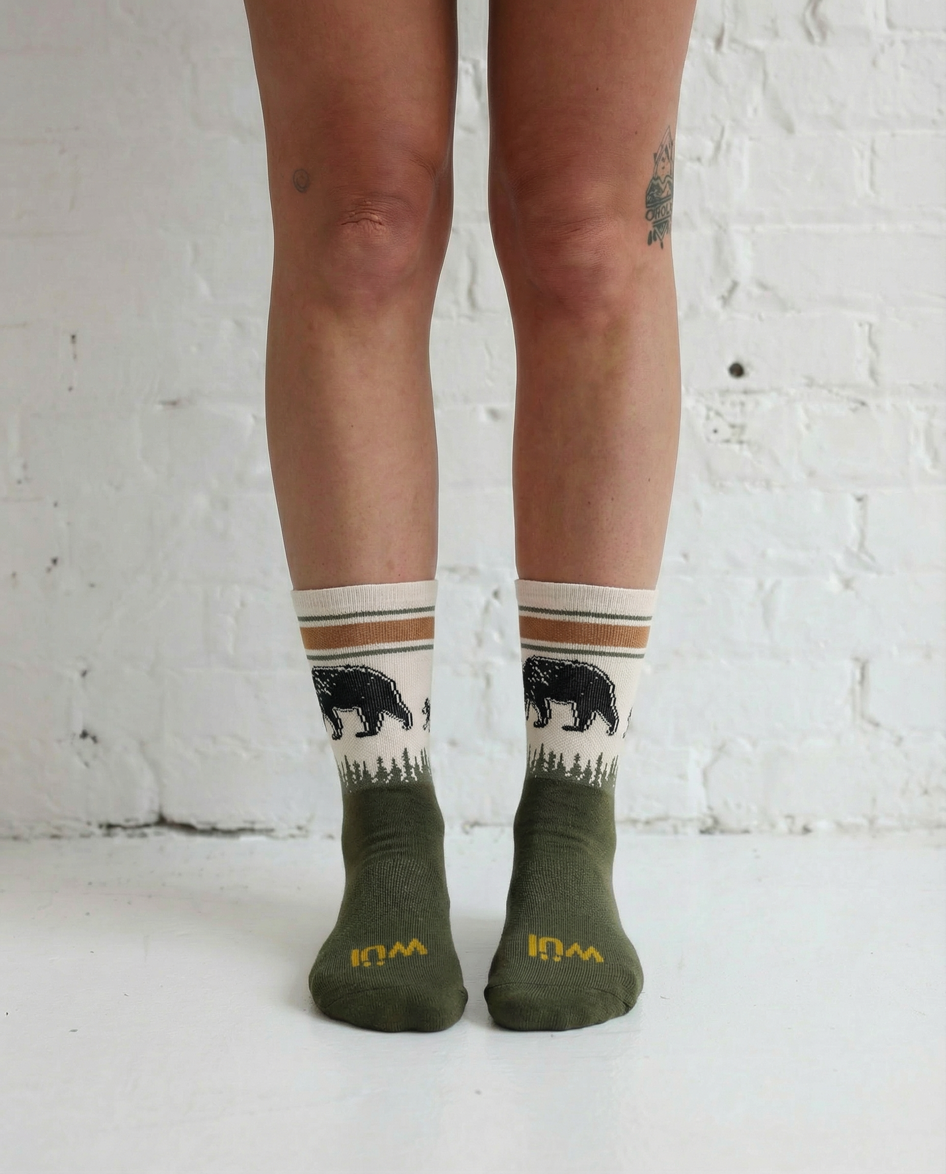 Mount Rainier National Park - Black Bear Incrediwool® Crew