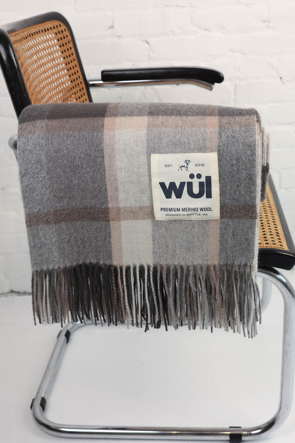 Wül Throw Blanket