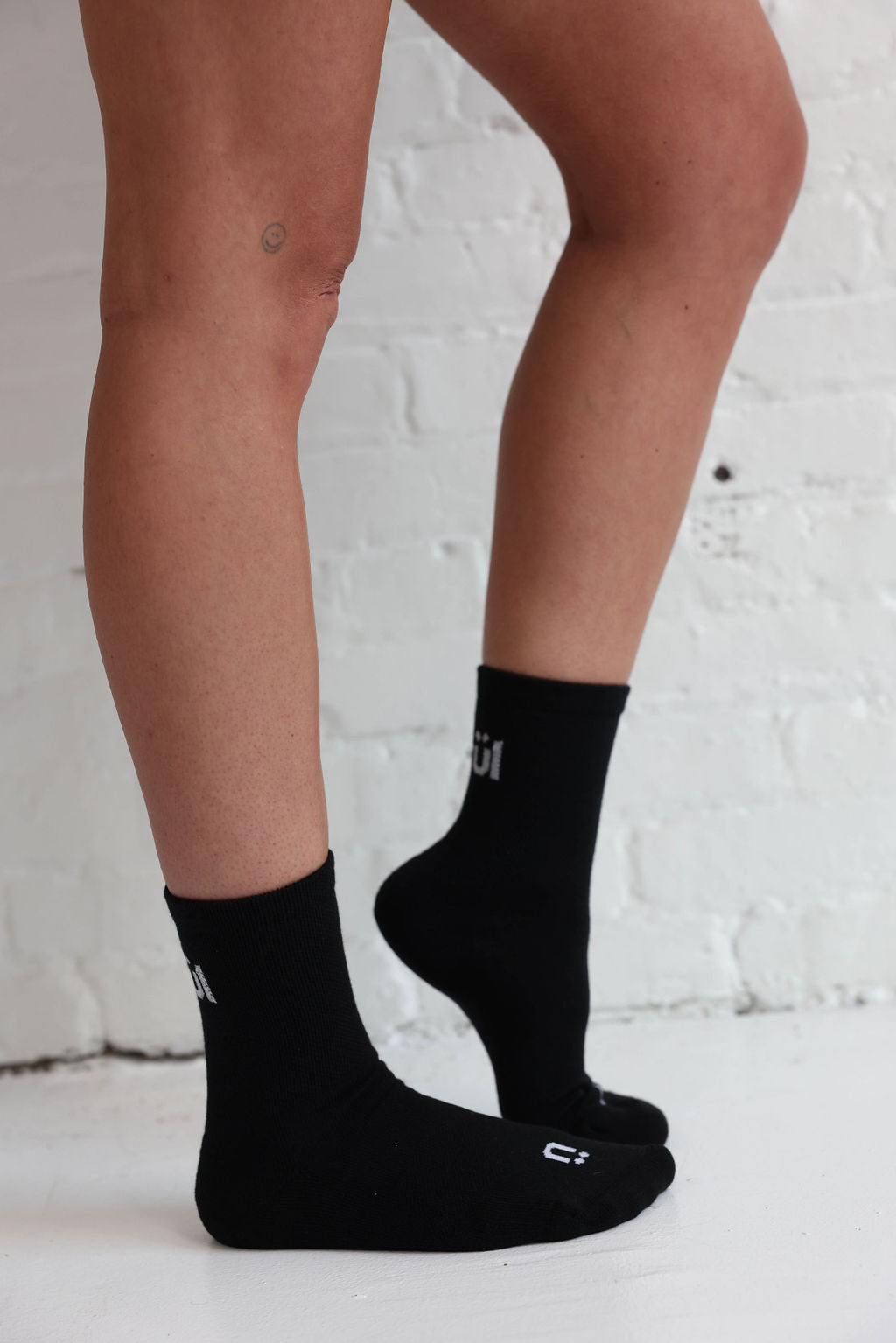 Unisex Merino Quarter Crew Sock